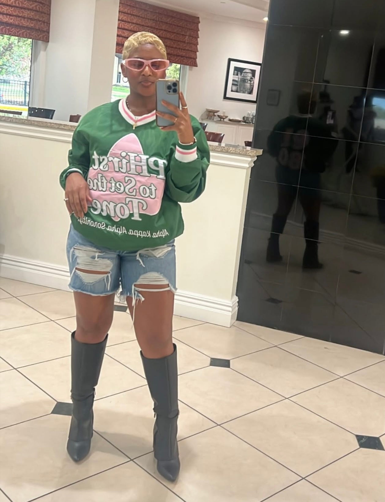 💕💚 PHirst to Set the Tone Windbreaker 💚💕